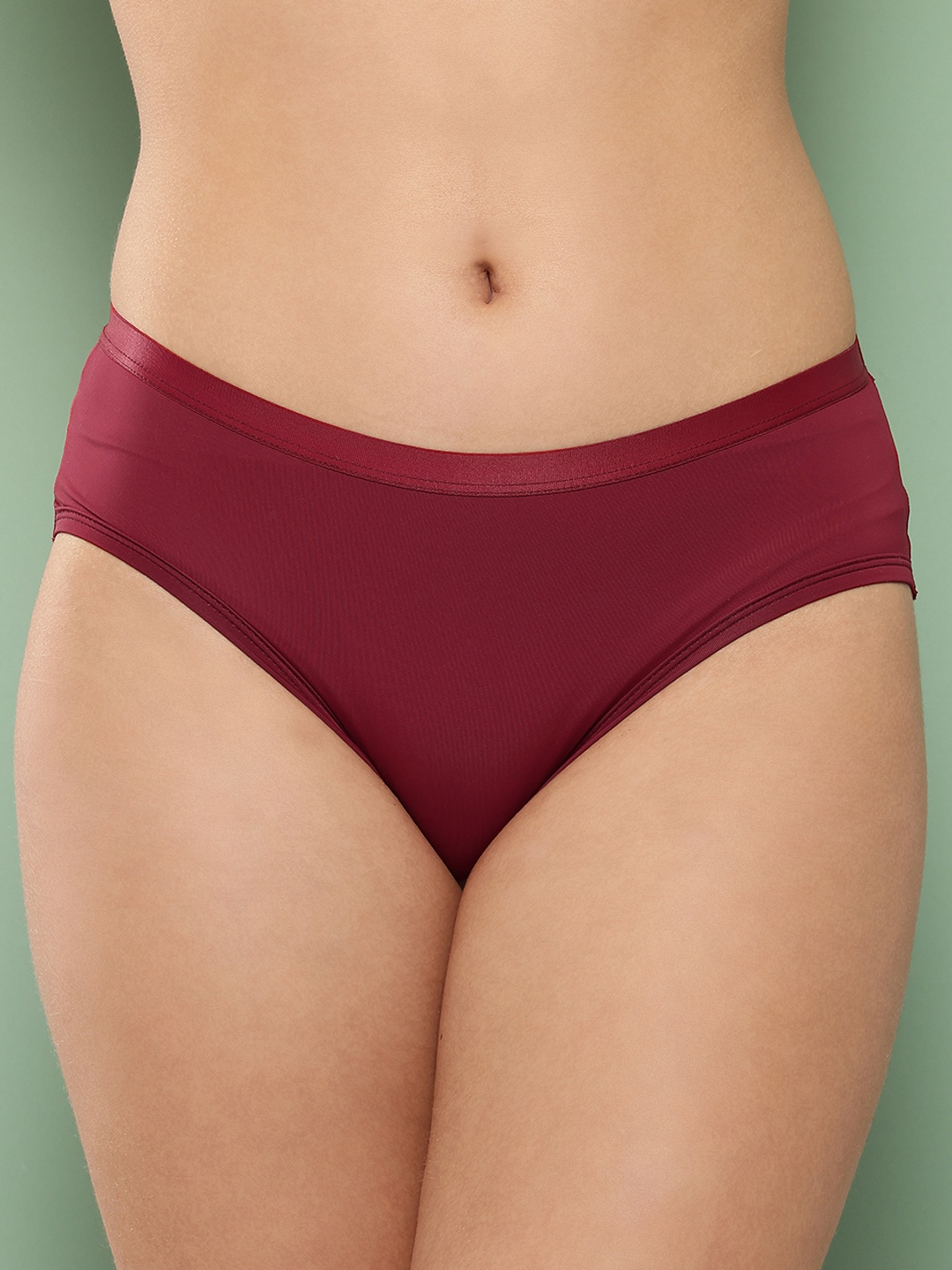 

Leading Lady Women's Solid No Visible Panty Line Laser- Cut Edge Hipster Brief, Maroon