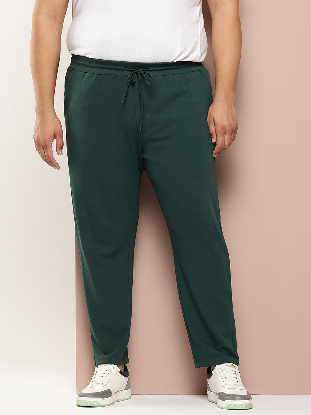 

Sztori Men Plus Size Solid Track Pants, Green