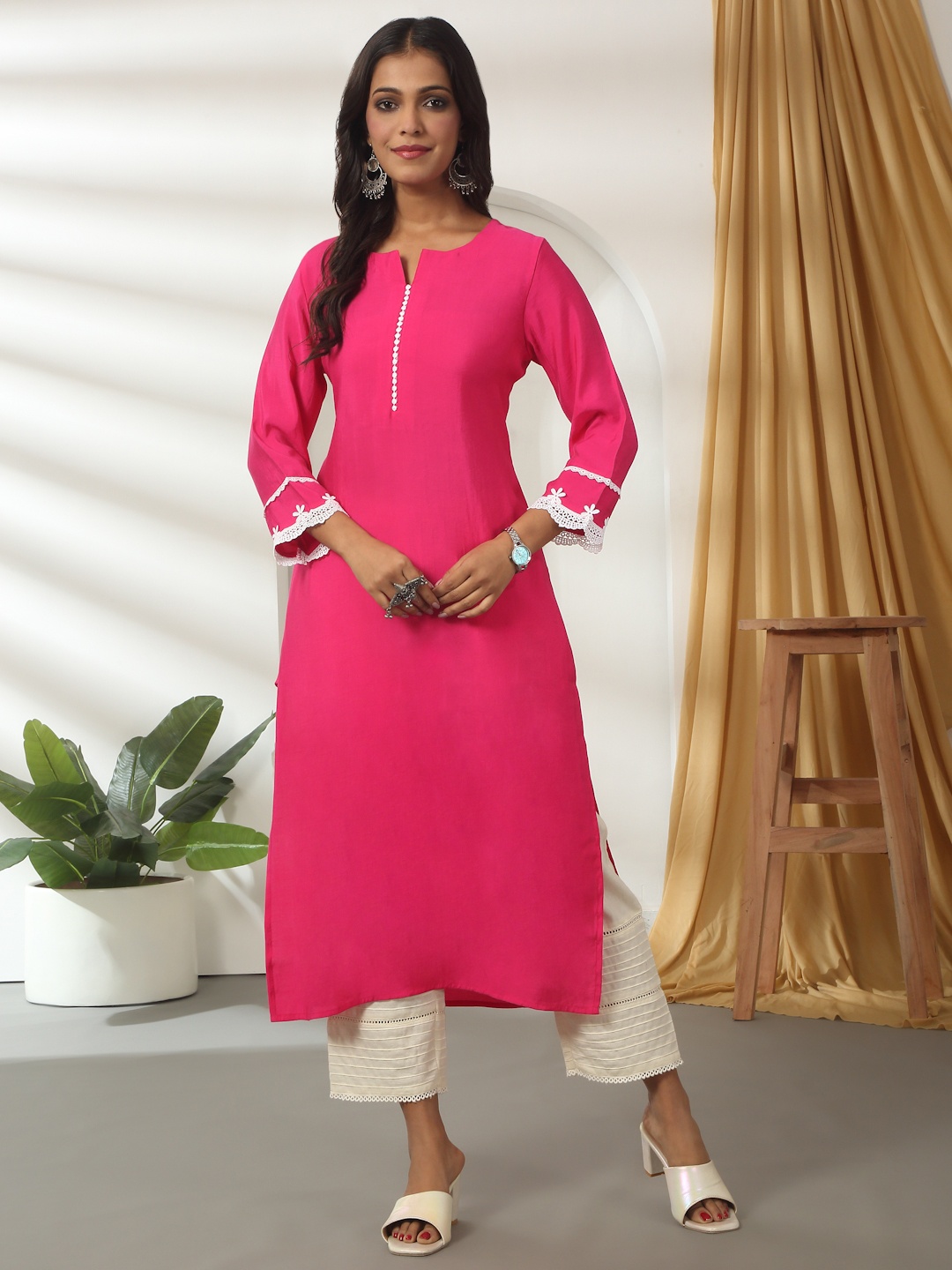 

Likha Three Quarter Sleeved Kurta, Pink