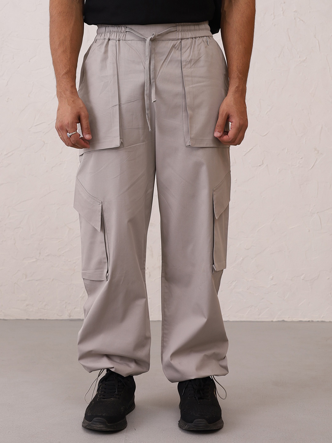 

Kranium Men Pure Cotton Mid Rise Parachute Track Pants, White