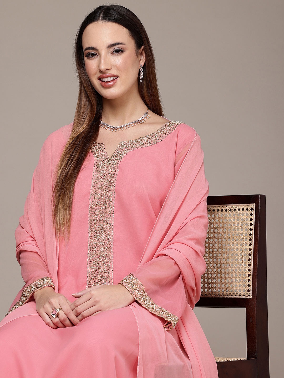 

GLAMONY Yoke Design Beads & Stones Kurta With Trousers & Dupatta, Pink