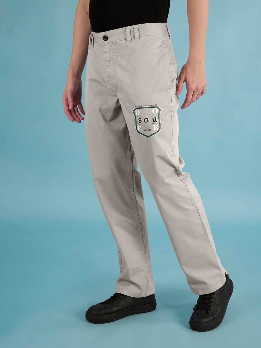 

URA STREET Men Printed Classic Straight Fit Chinos, Grey