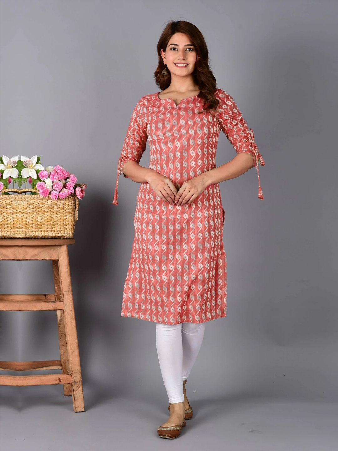 

Trendmalls Women Striped Pure Cotton Thread Work Kurta, Red