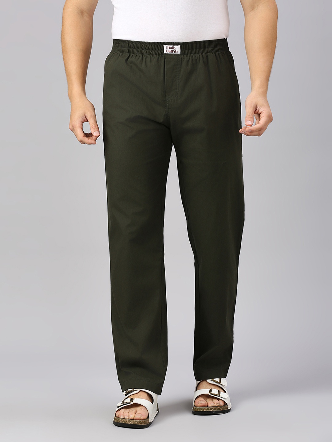 

THE DAILY OUTFITS Men Mid-Rise Lounge Pants, Olive