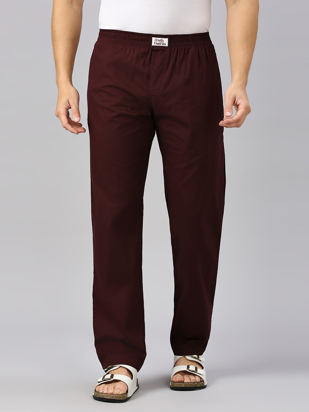 

THE DAILY OUTFITS Men Mid-Rise Lounge Pants, Maroon