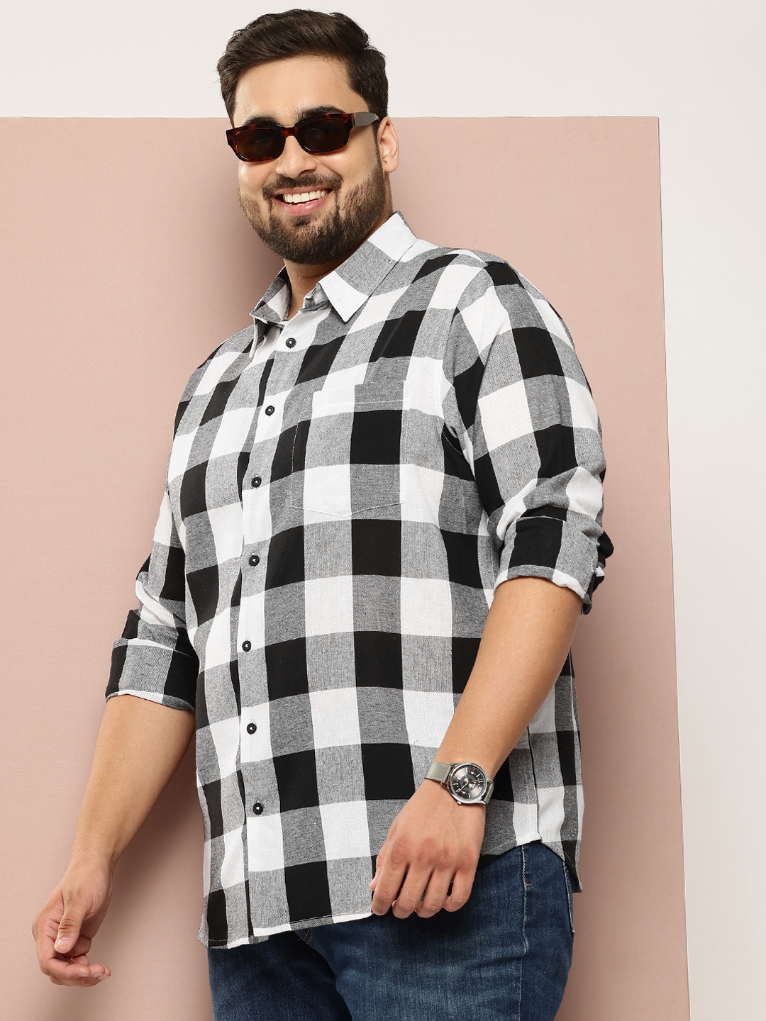 

Sztori Men Classic Buffalo Checks Casual Shirt, White