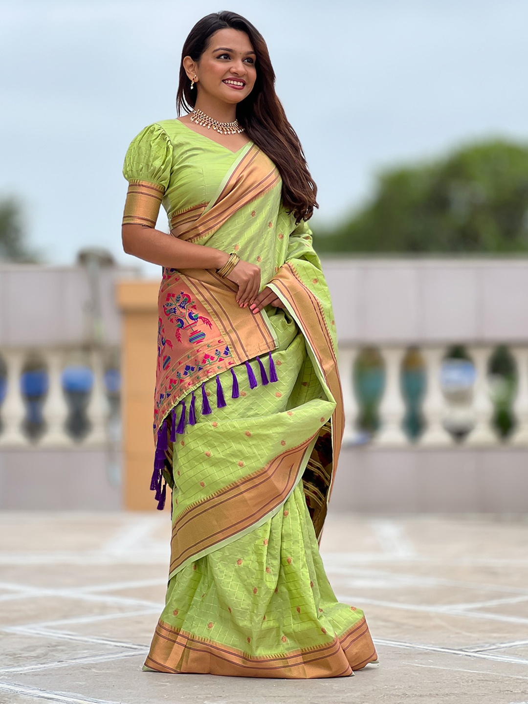 

Ishin Woven Design Zari Paithani Saree, Green