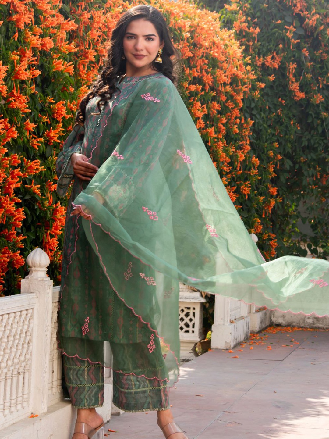 

Ruksana Khan Ethnic Motifs Printed Notch Neck Straight Kurta with Trousers & Dupatta, Green