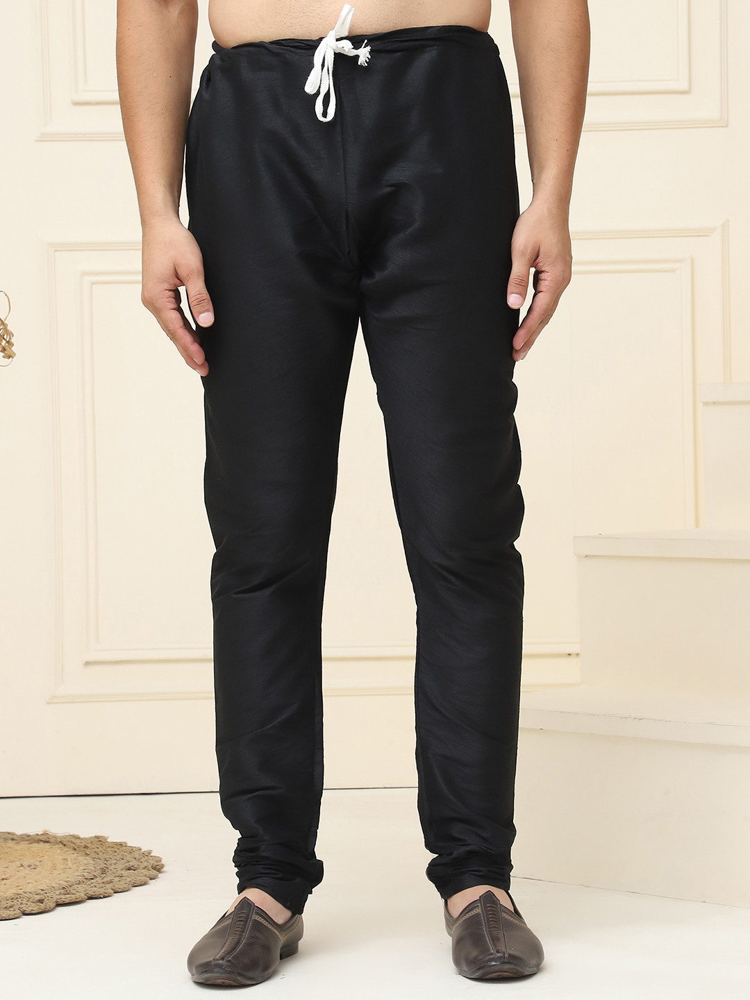 

SOJANYA Men Solid Mid-Rise Pyjamas, Black