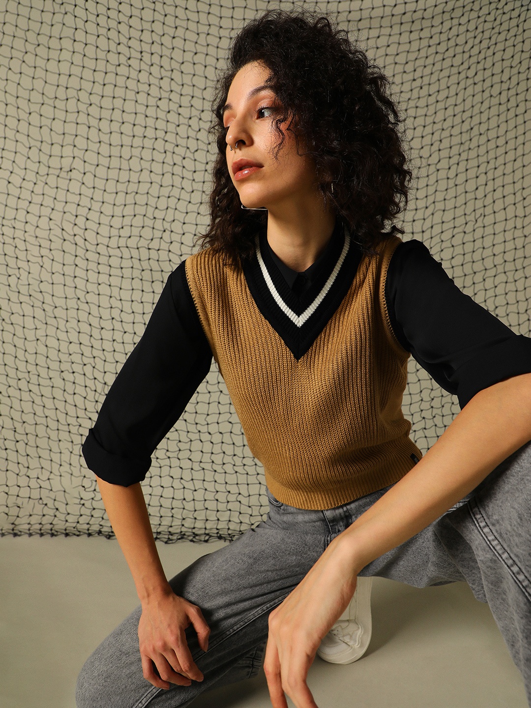 

Hubberholme Women Cable Knit Regular Fit V-neck Sweater Vest, Beige