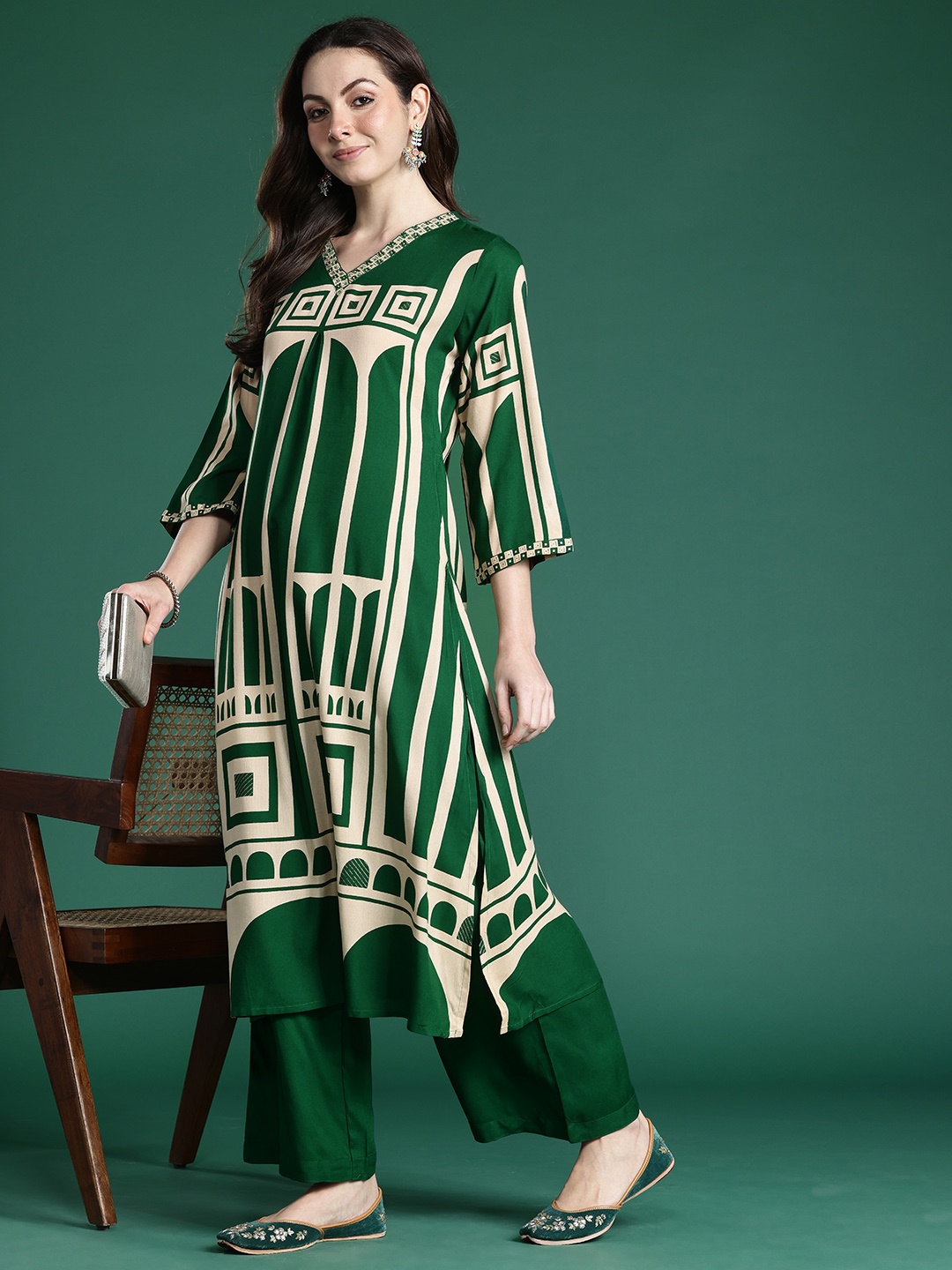 

Indo Era Women Printed Beads and Stones Kurta with Palazzos, Green