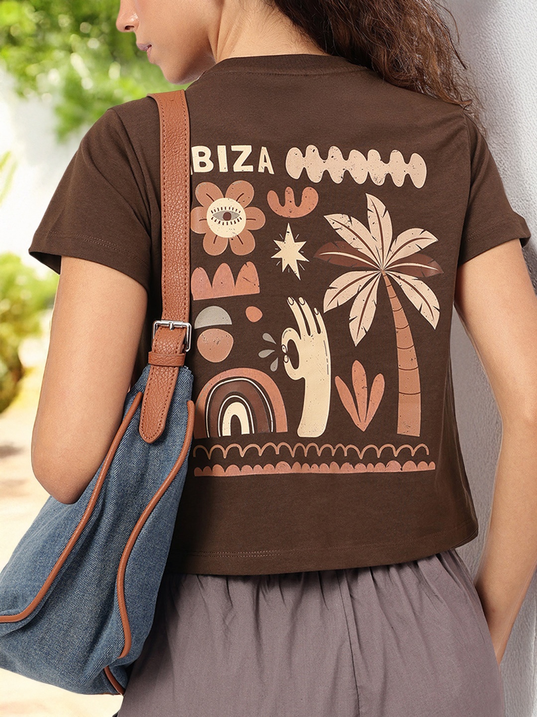 

DressBerry Vacay Bae Printed T-shirt, Brown