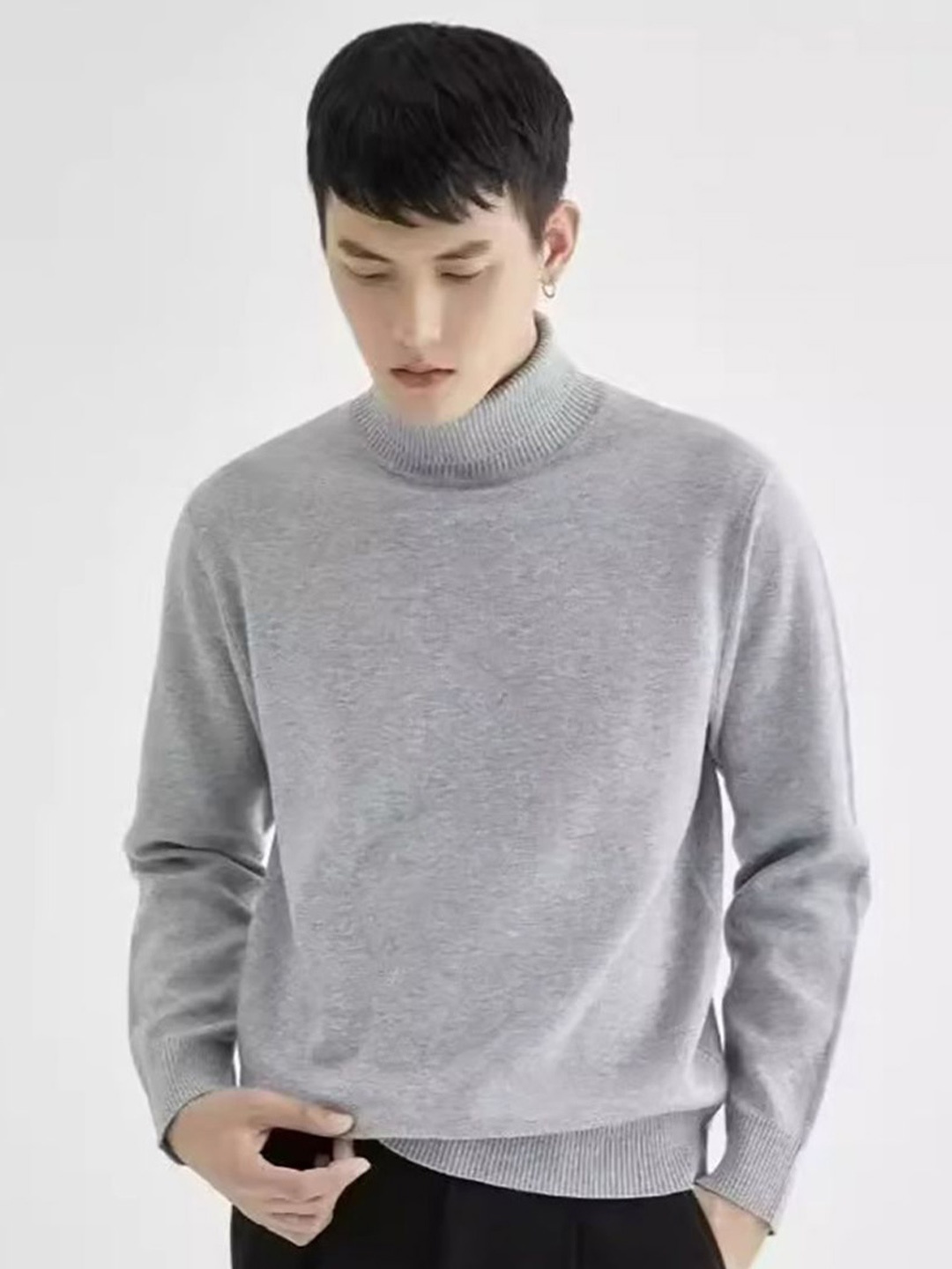

StyleCast x Revolte Men Pullover, Grey