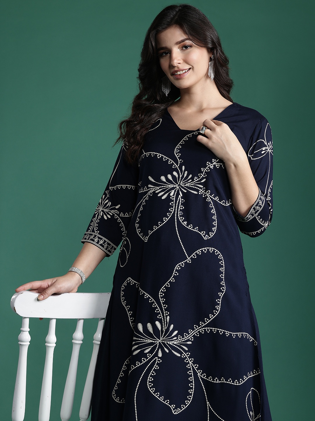 

Indo Era Floral Printed Mirror Work Kurta with Trousers, Navy blue