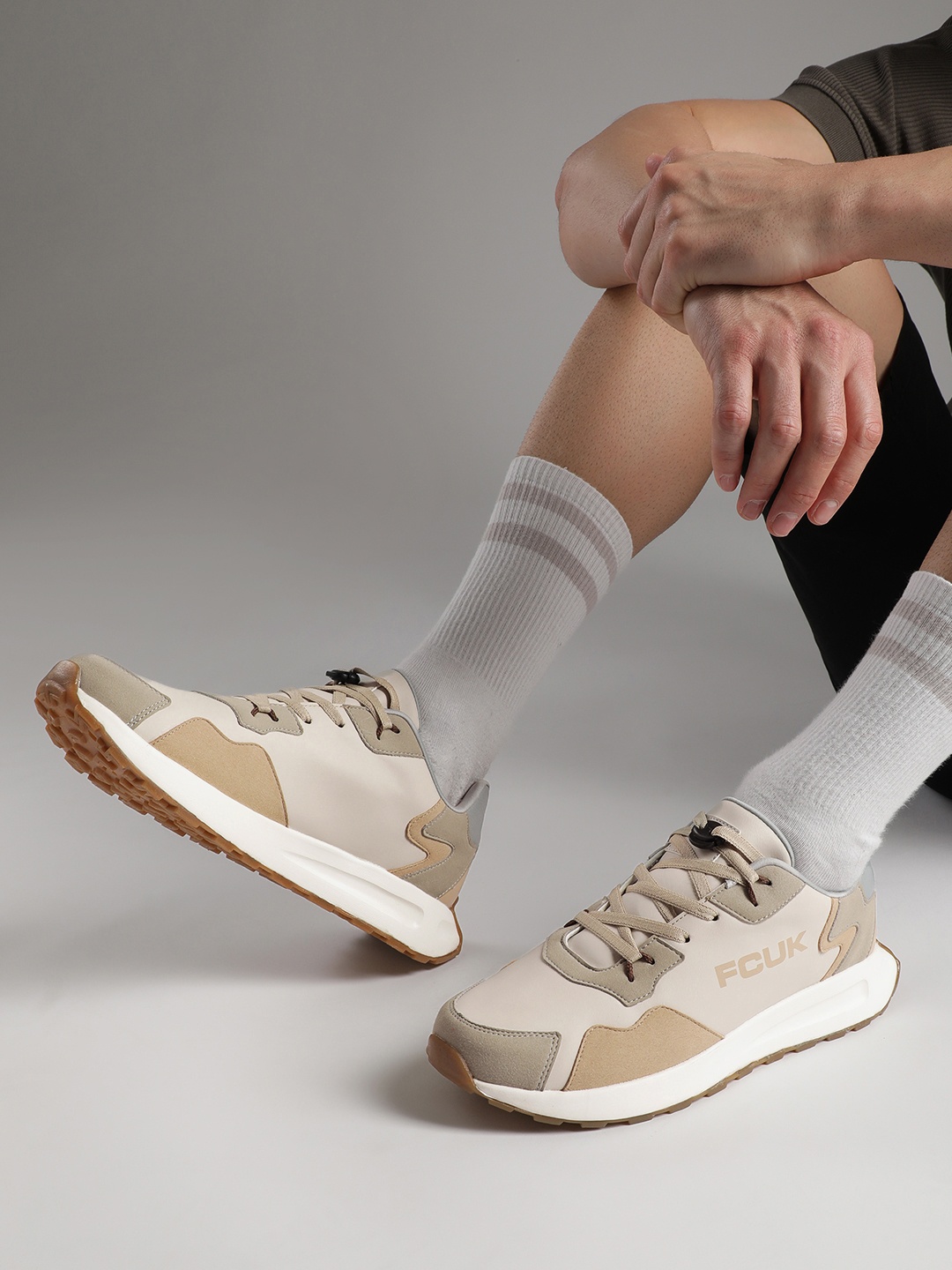 

FCUK Men Colourblocked Sneakers, Beige