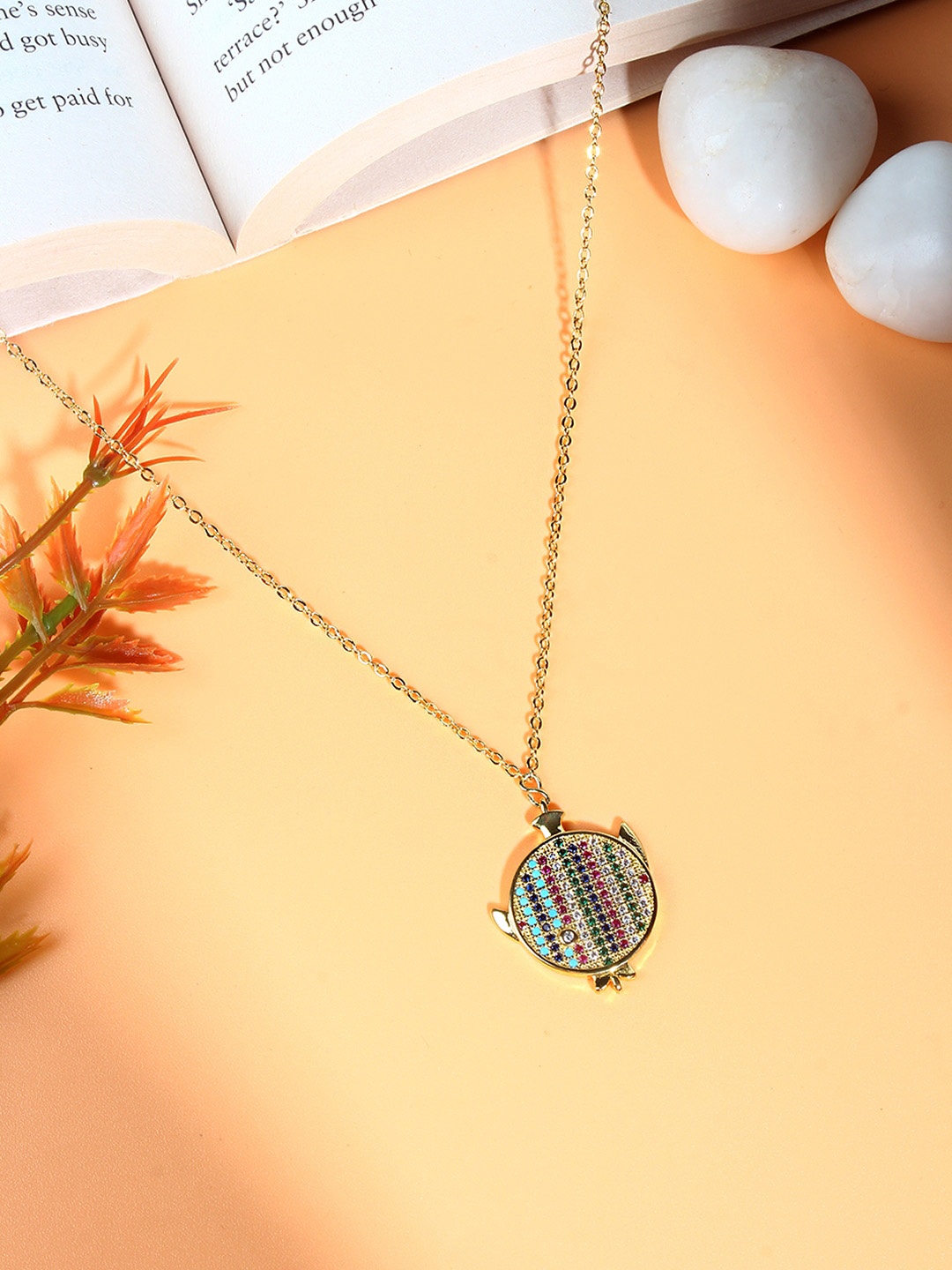 

KPOP Gold-Plated Stone Studded Circular Pendant With Chain