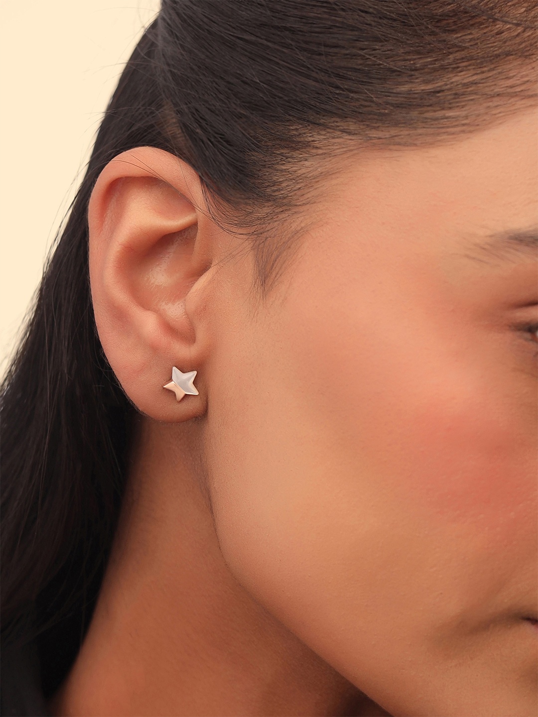 

Kicky And Perky 925 Sterling Silver Rose Gold-Plated Mother of Pearl Star Shaped Studs