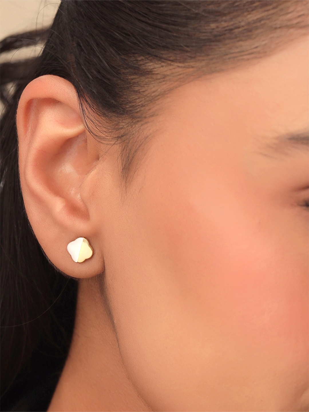 

Kicky And Perky Gold Plated 92.5 Sterling Silver Mother Of Pearl Studded Earrings