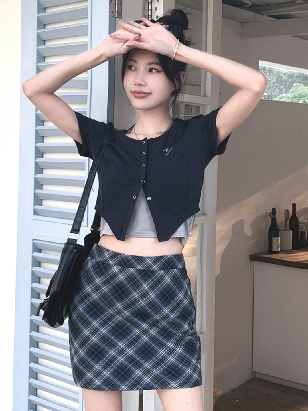 

KPOP Printed Round Neck Top & Skirt, Black