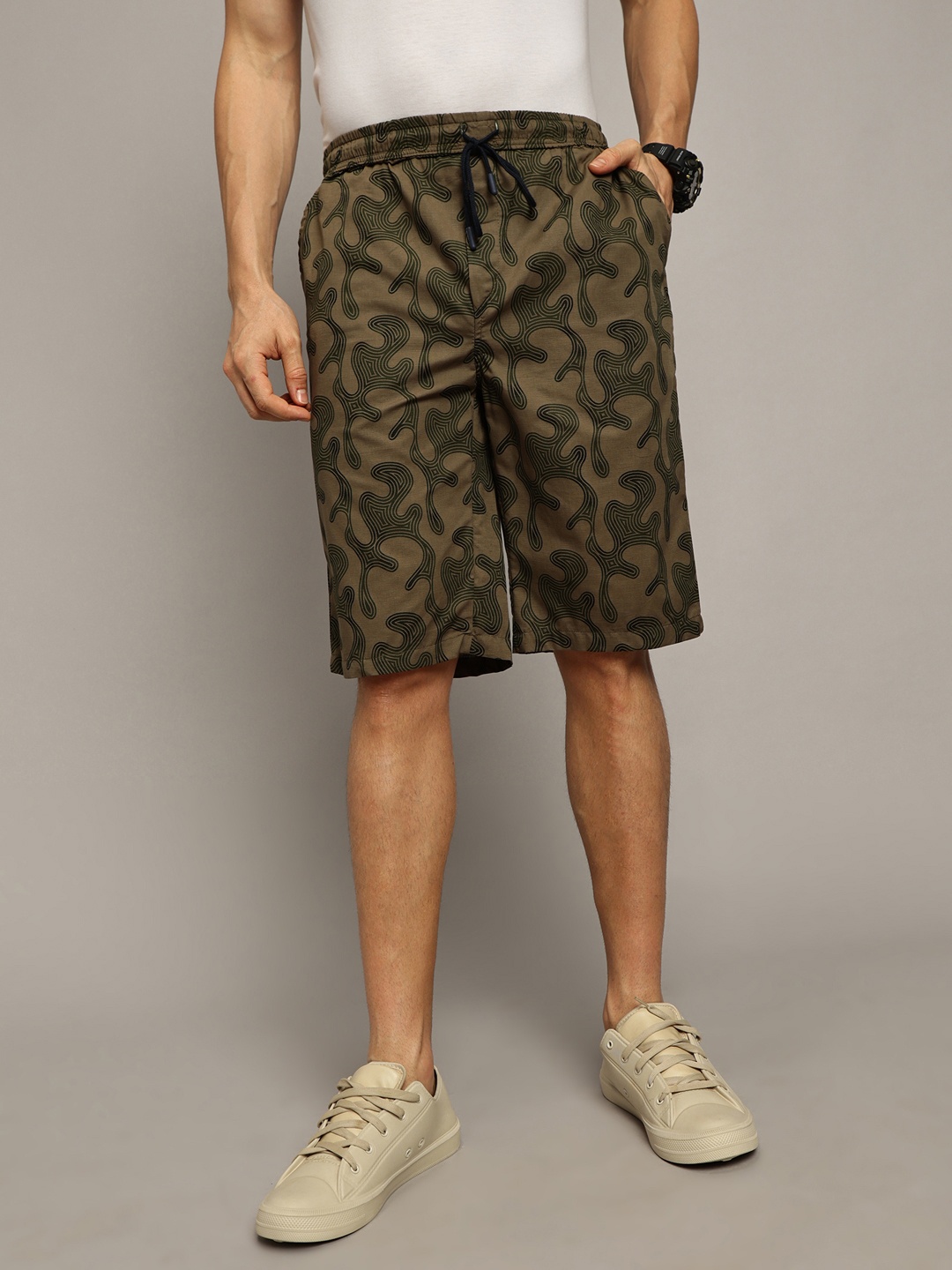 

The Roadster Lifestyle Co Printed Rapid Dry Chino Shorts, Green