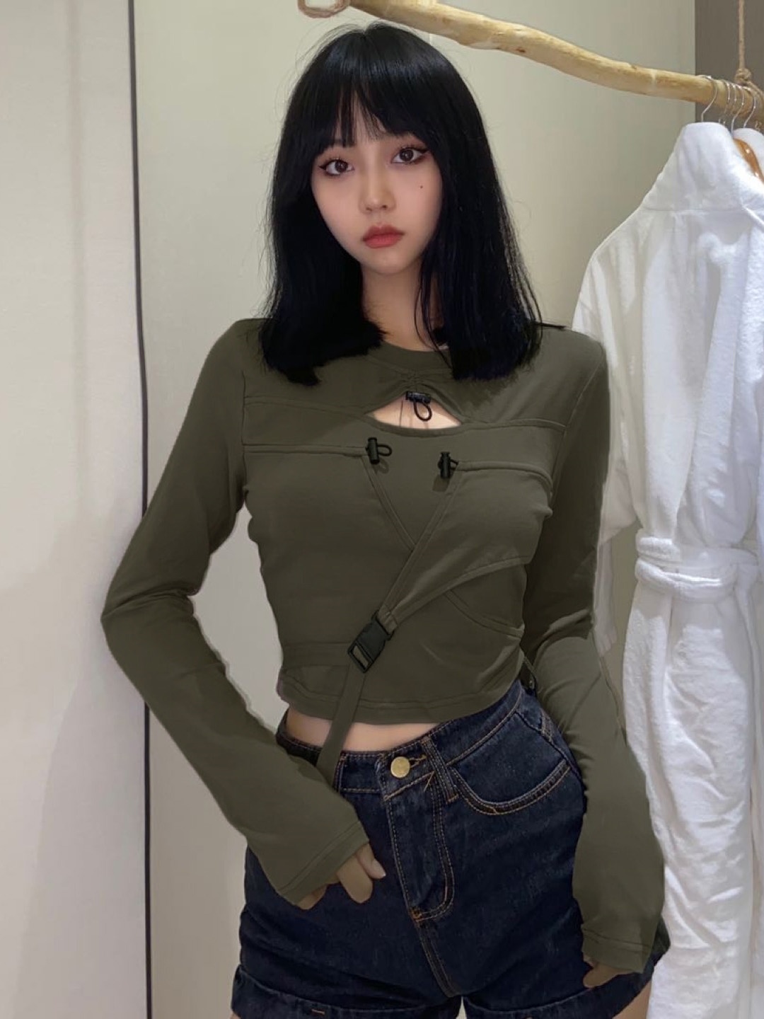 

KPOP Women Cotton Extended Sleeves Crop Top, Green