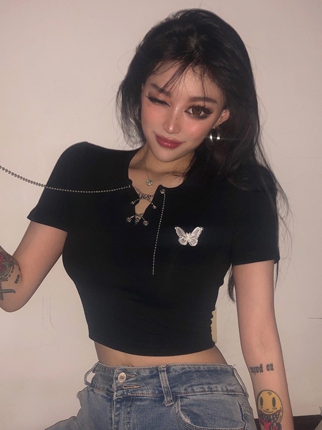 

KPOP Women Printed Cotton Crop Top, Black