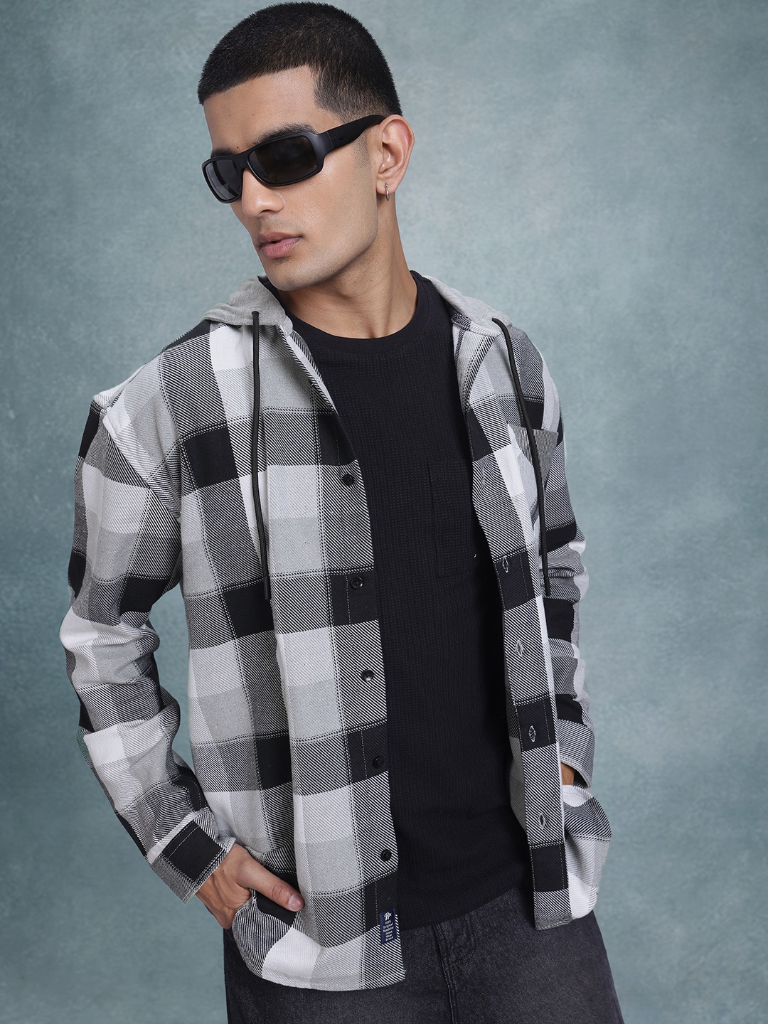 

The Roadster Life Co. Tartan Checks Relaxed Shirt, Black