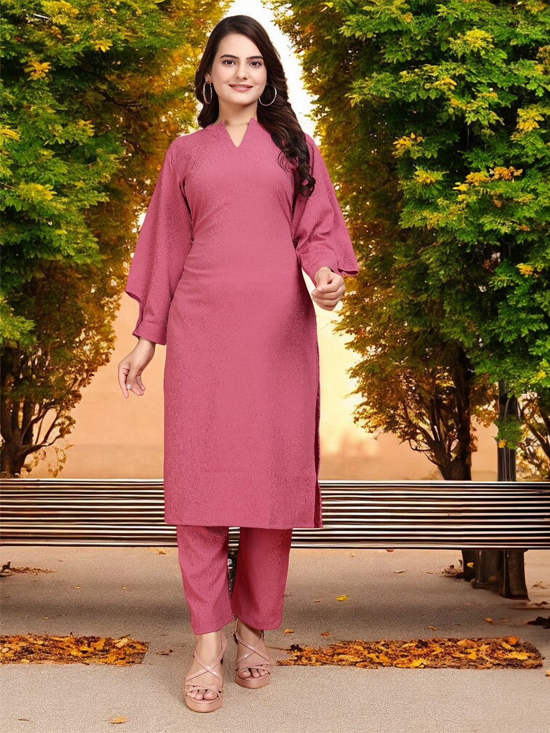 

VORHIZA Mandarin Collar Regular Kurta With Trousers, Pink