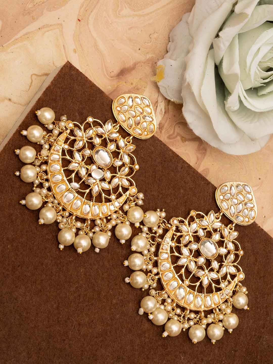 

Mirraw Gold-Plated Kundan Studded & Beaded Chandbalis