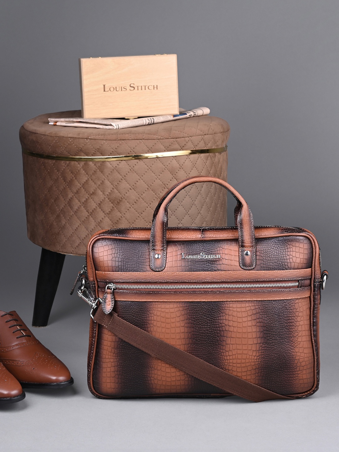 

LOUIS STITCH Men Textured Leather Dual Tone Laptop Bag, Tan