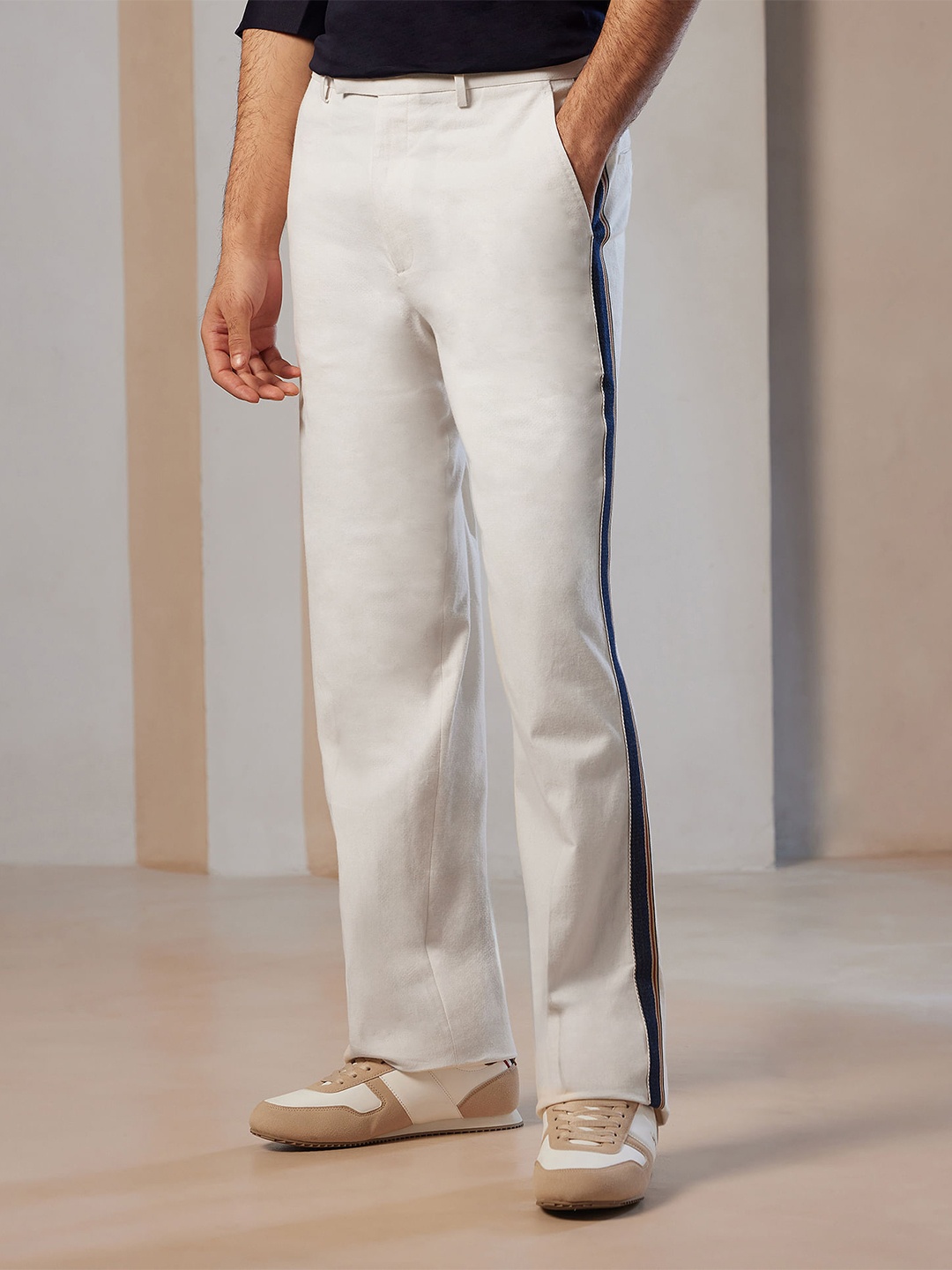 

U.S. Polo Assn. Men Slim Fit High-Rise Linen Trousers, White
