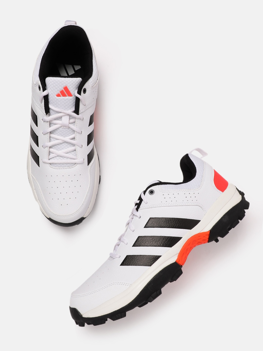 

ADIDAS Men Crinu 24 Cricket Shoes, White