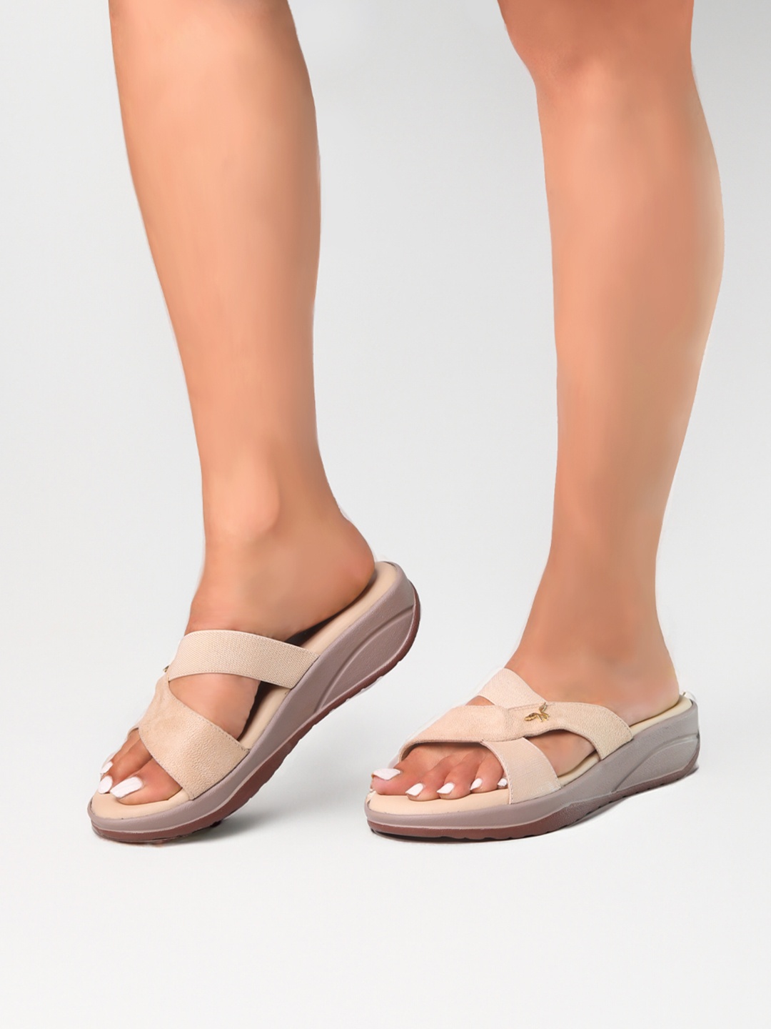 

Monrow PU Wedge Sandals, Beige