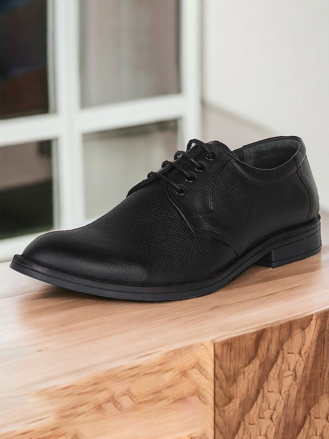 

SeeandWear Men Round Toe Leather Formal Derbys, Black