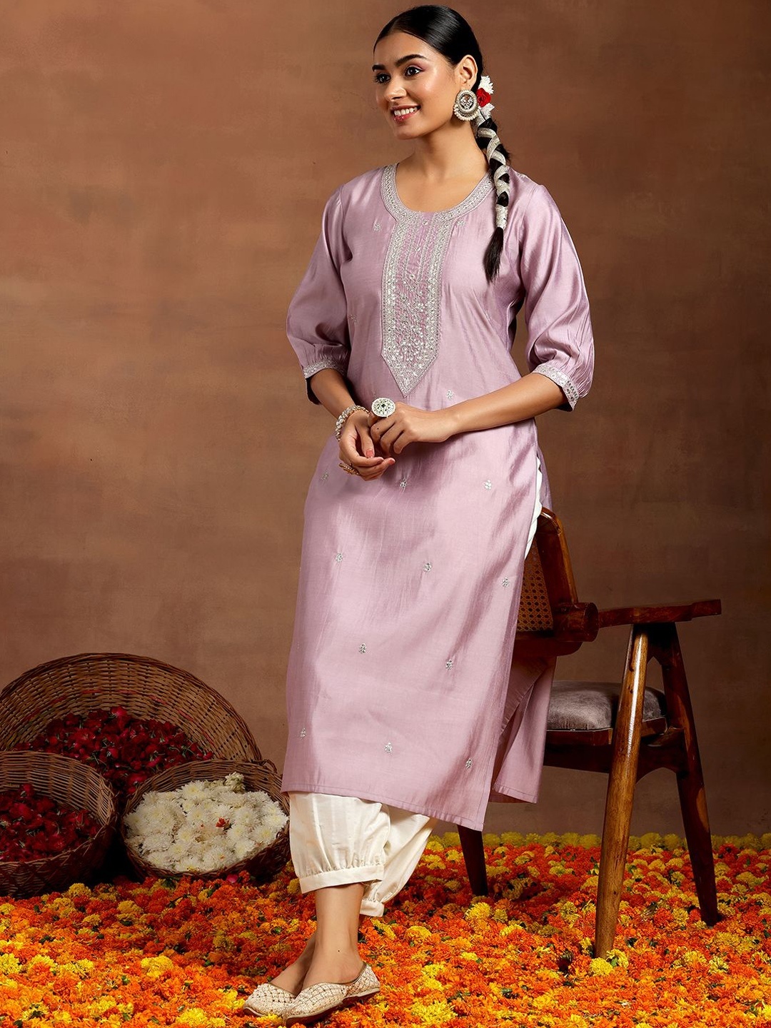 

Libas Floral Embroidered Puff Sleeves Sequinned Straight Kurta, Purple