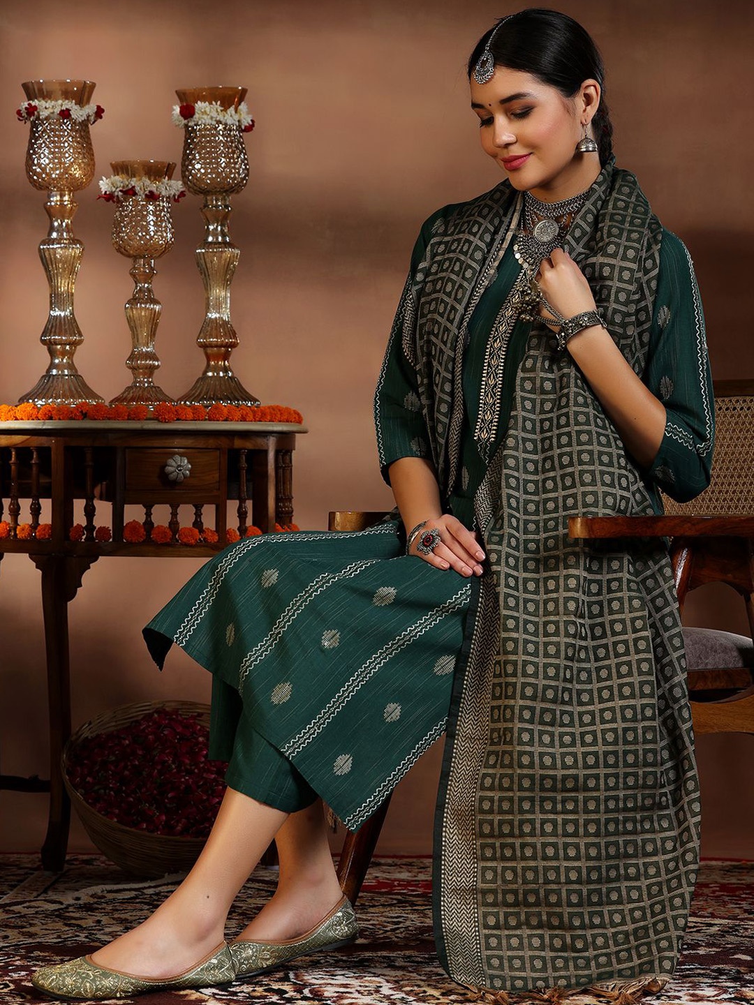 

Libas Ethnic Motifs Regular Thread Work Straight Kurta with Trousers & Dupatta, Green