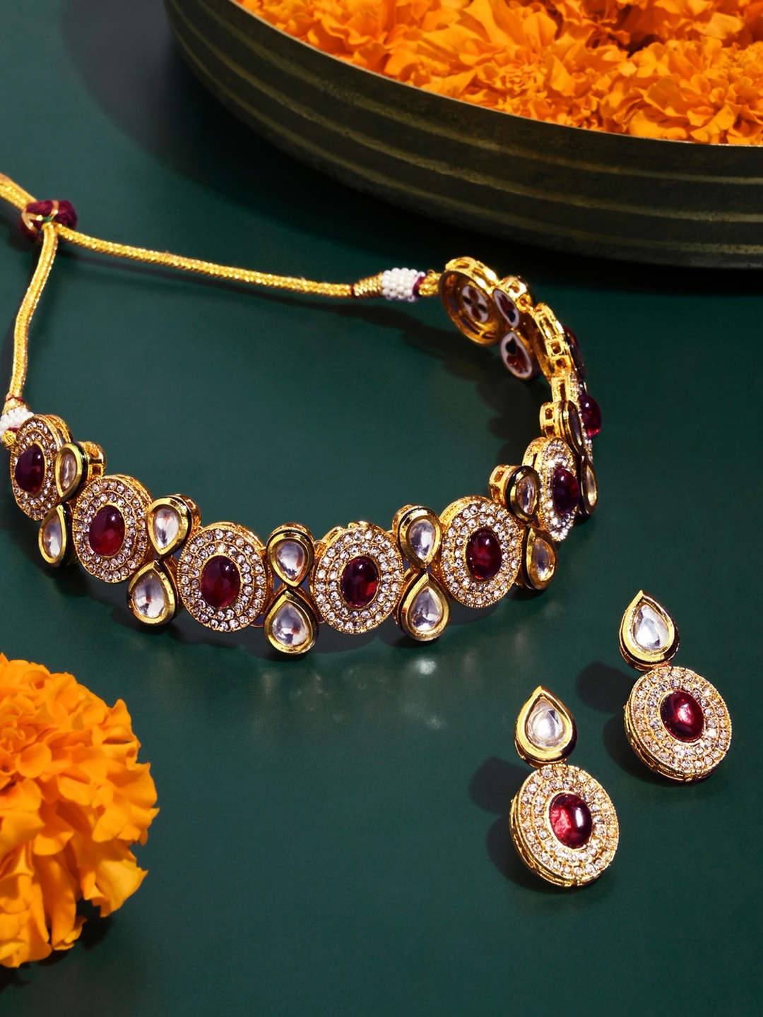 

Kalakrith Milano Kundan Studded & Beaded Choker Jewellery Set, Gold