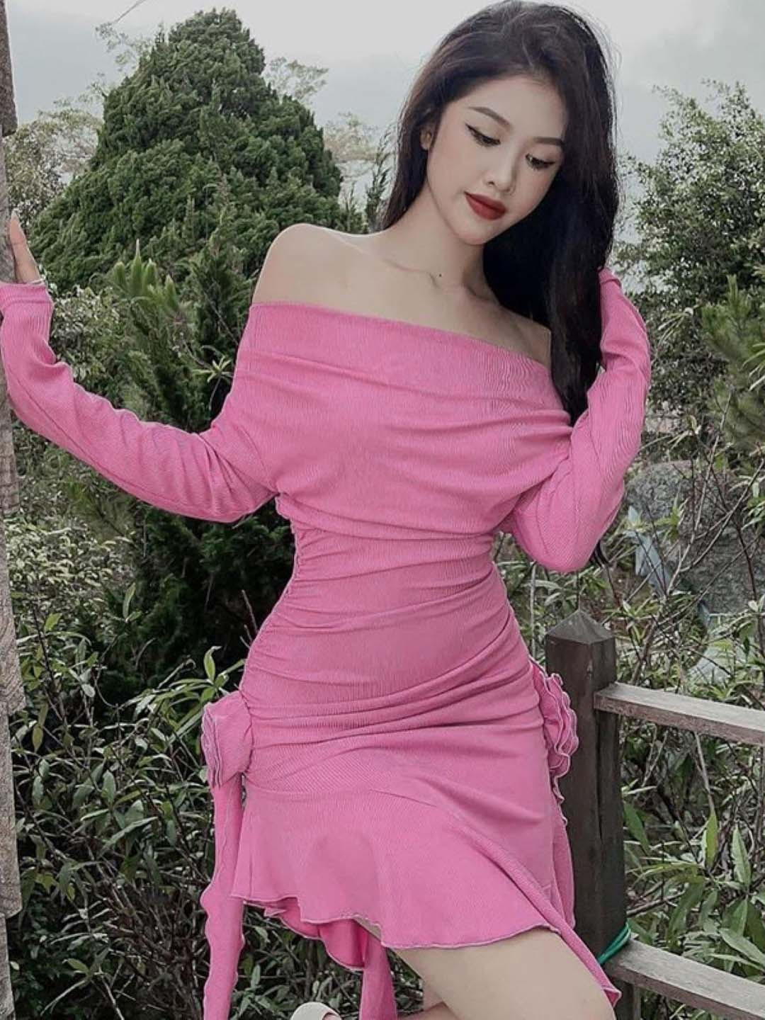 

KPOP Off-Shoulder Solid Sheath Dress, Pink