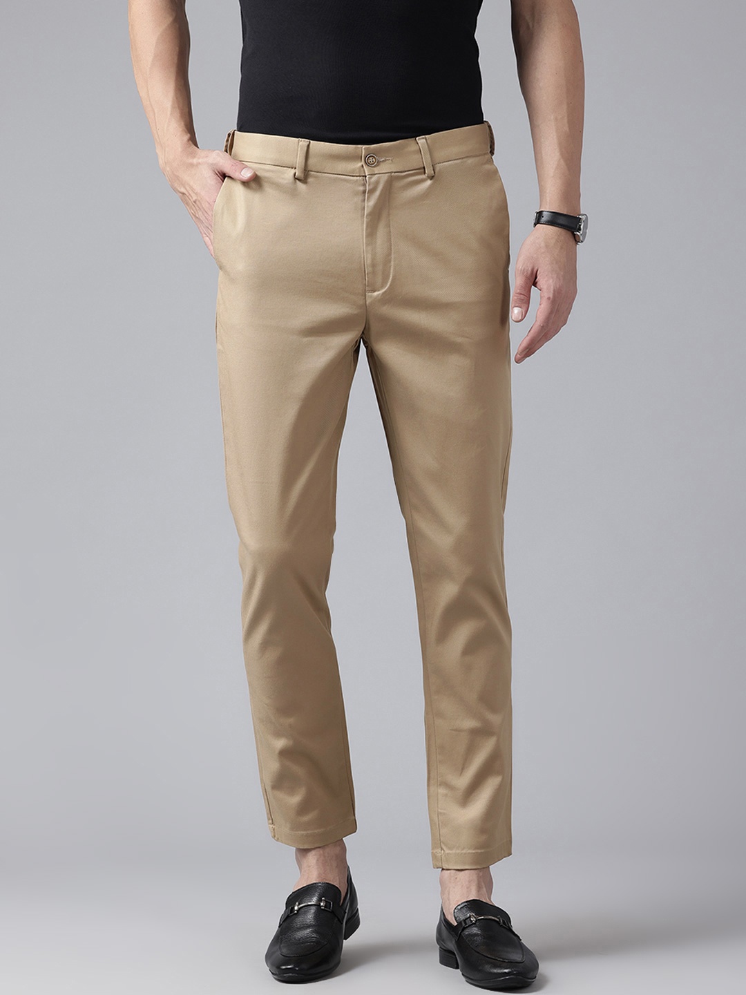 

Blackberrys Men Regular-Fit High Rise Chinos, Khaki