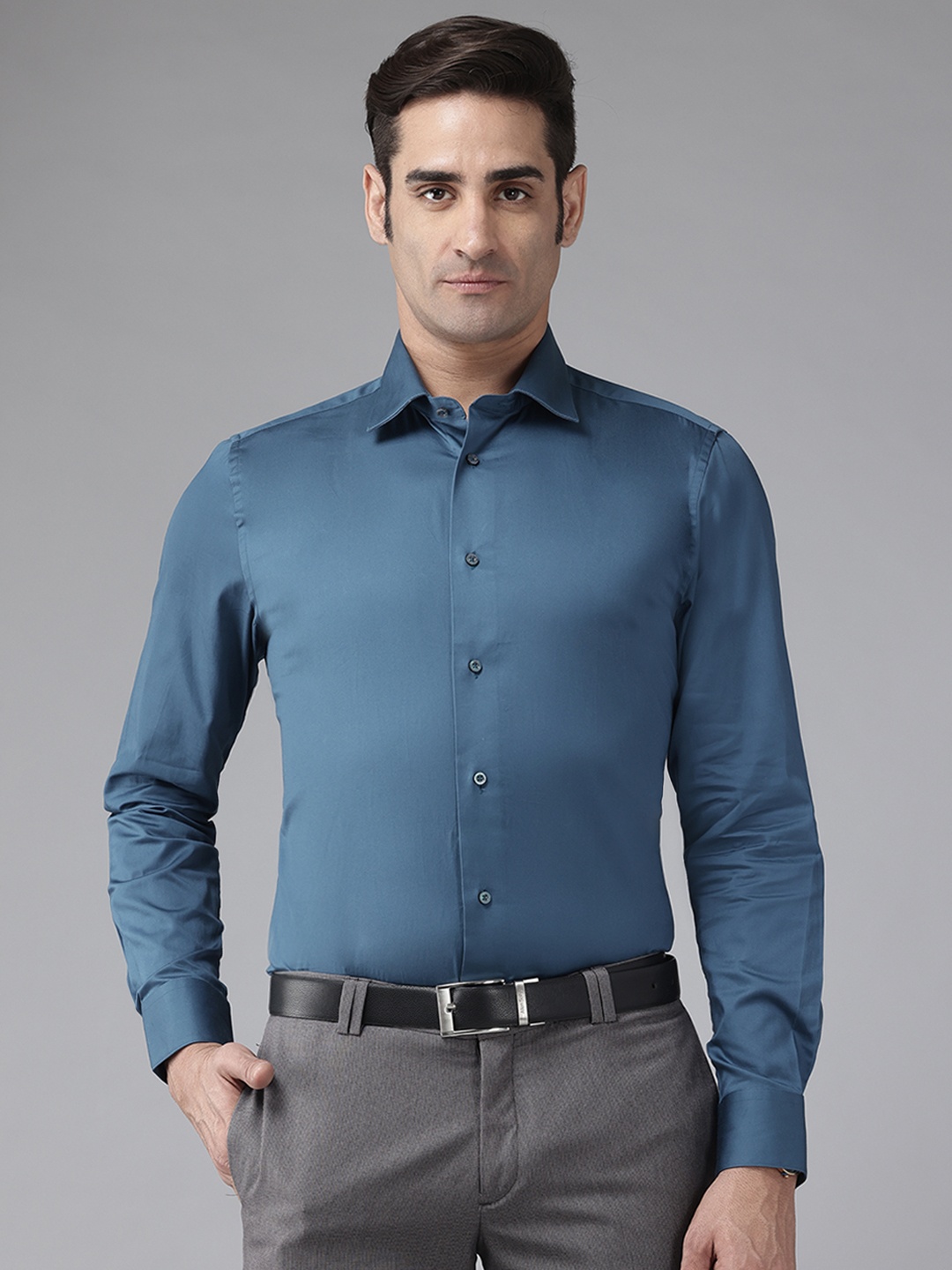 

Blackberrys Slim Fit Cutaway Collar Dart Detailed Pure Cotton Formal Shirt, Teal