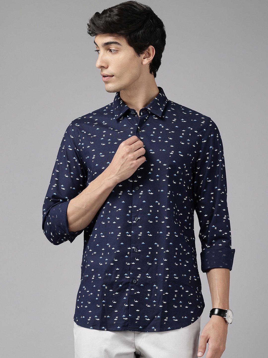 

Blackberrys Phoenix Fit Printed Shirt, Navy blue