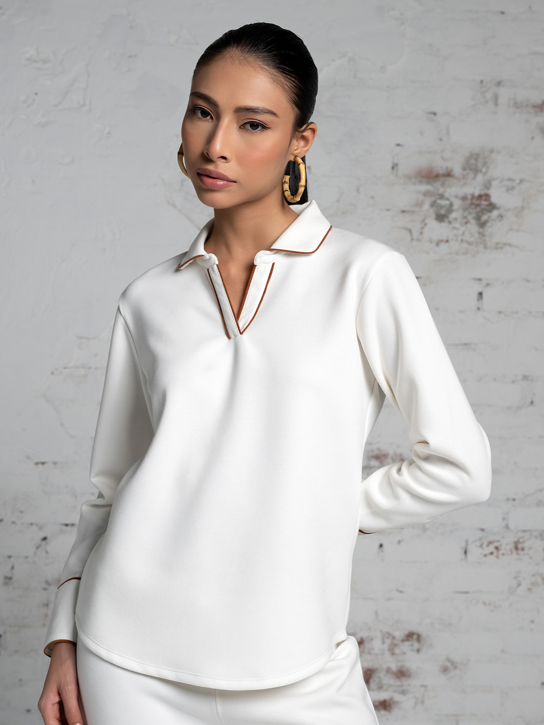 

EDRIO Women Cotton Polo Neck Collar Sweatshirt, White