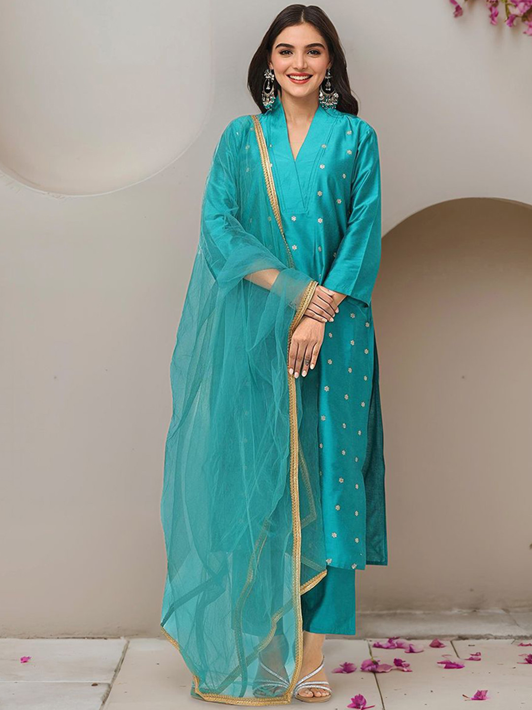 

Ishin Floral Embroidered Sequinned Straight Kurta With Trousers & Dupatta, Teal