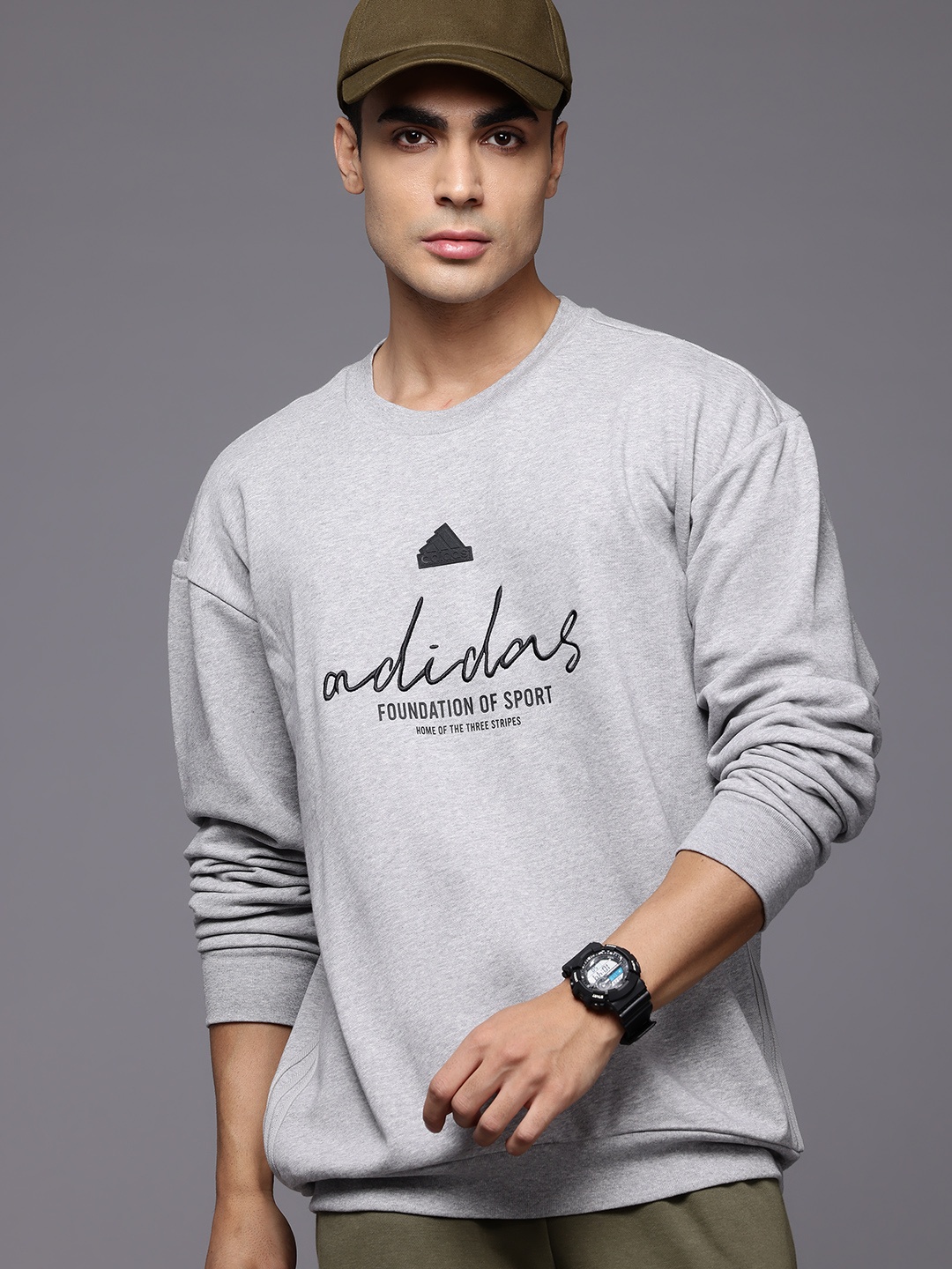 

ADIDAS Embroidered Drop-Shoulder Sleeves Sweatshirt, Grey