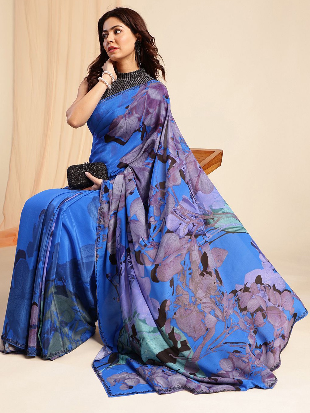 

navyasa by liva Floral Printed Pure Crepe Saree, Blue