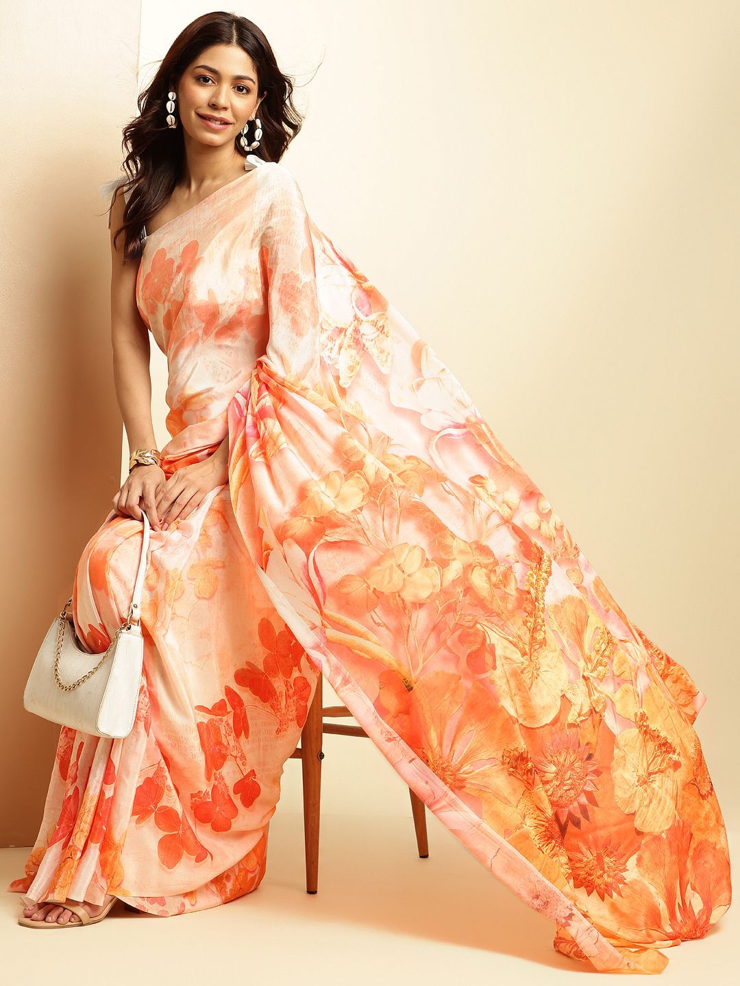 

navyasa by liva Floral Pure Crepe Saree, Orange