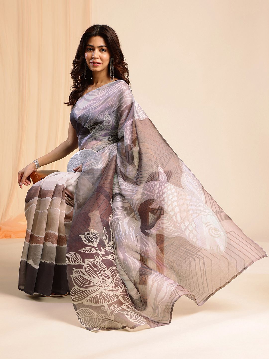 

navyasa by liva Abstract Printed Saree, Brown