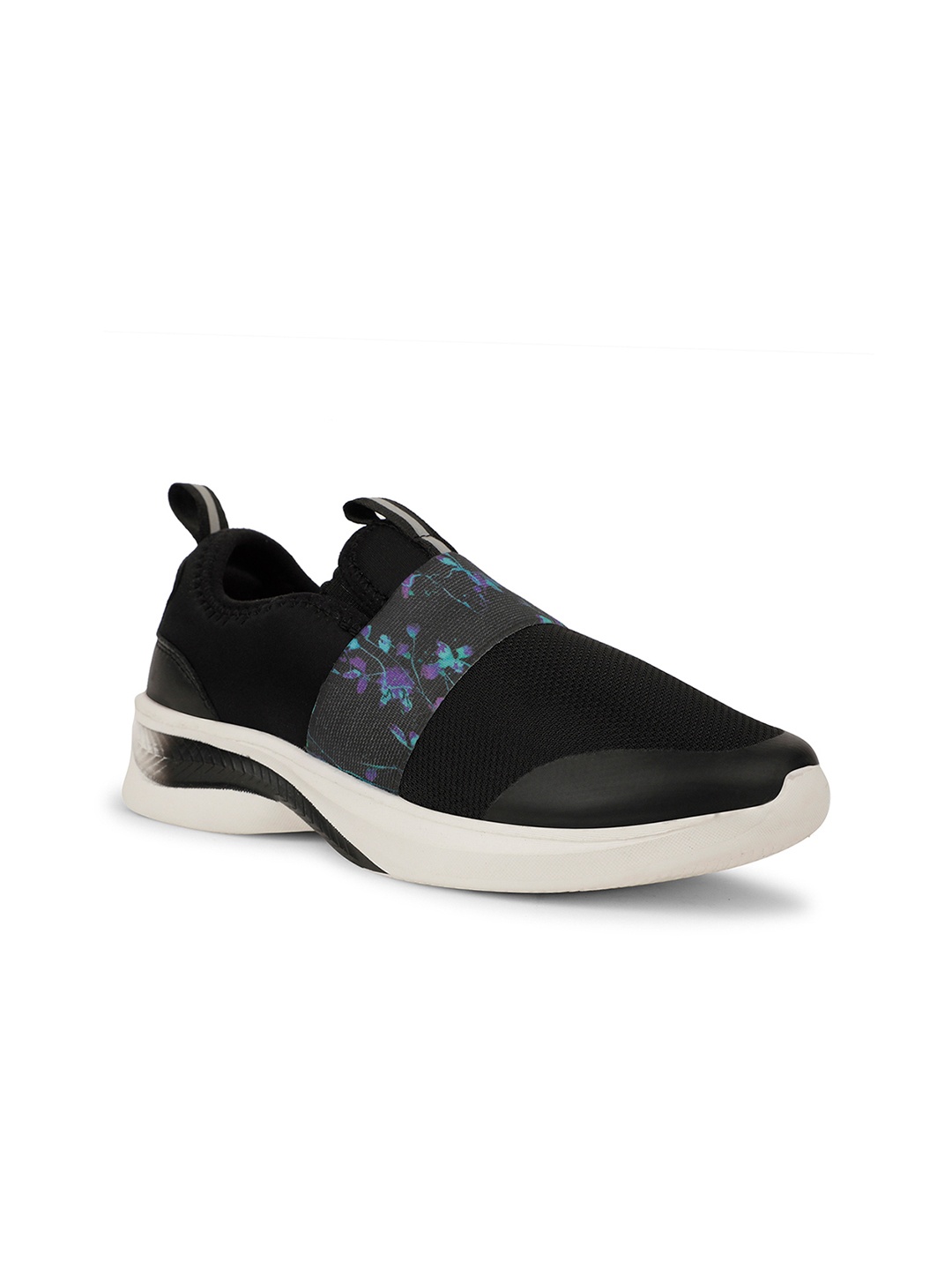 

LIBERTY FLOWRIA Women Solid Sports Running Shoes, Black