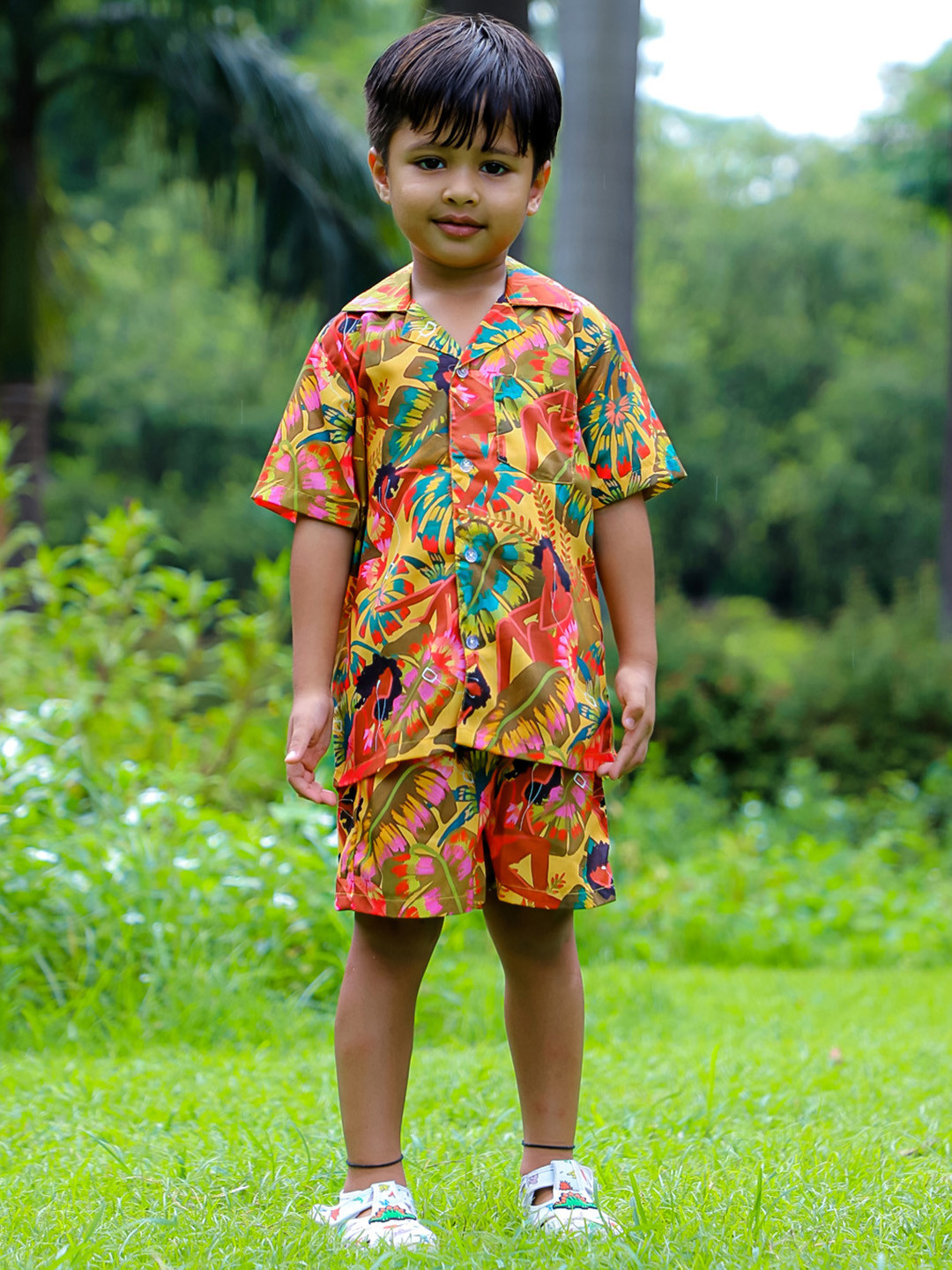 

Stuffie Land Boys Printed Night suit, Yellow