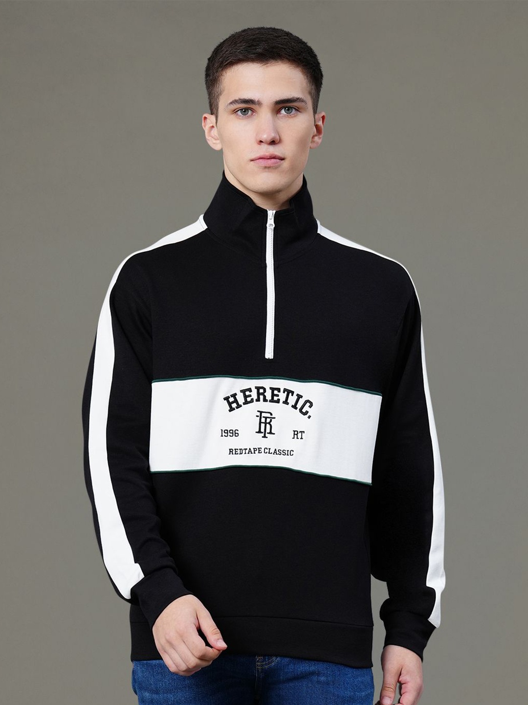 

Red Tape Men Colorblocked Graphic Print Cotton Baggy Fit Sweatshirt, Black